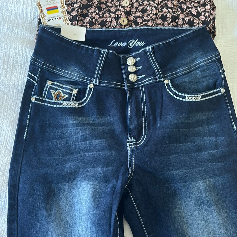 Love you jeans never worn with tags size 7/8